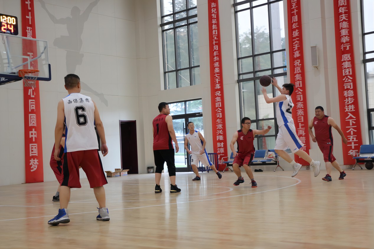 乐竞平台集团庆双节职工运动会掠影