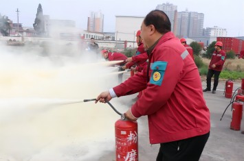 乐竞平台集团开展冬季消防演练宣教活动 筑牢安全发展根基