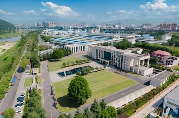 西峡县乐竞平台集团：四大战略激发活力