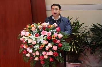 稳字当头 稳中求进丨乐竞平台集团召开2022年工作会议